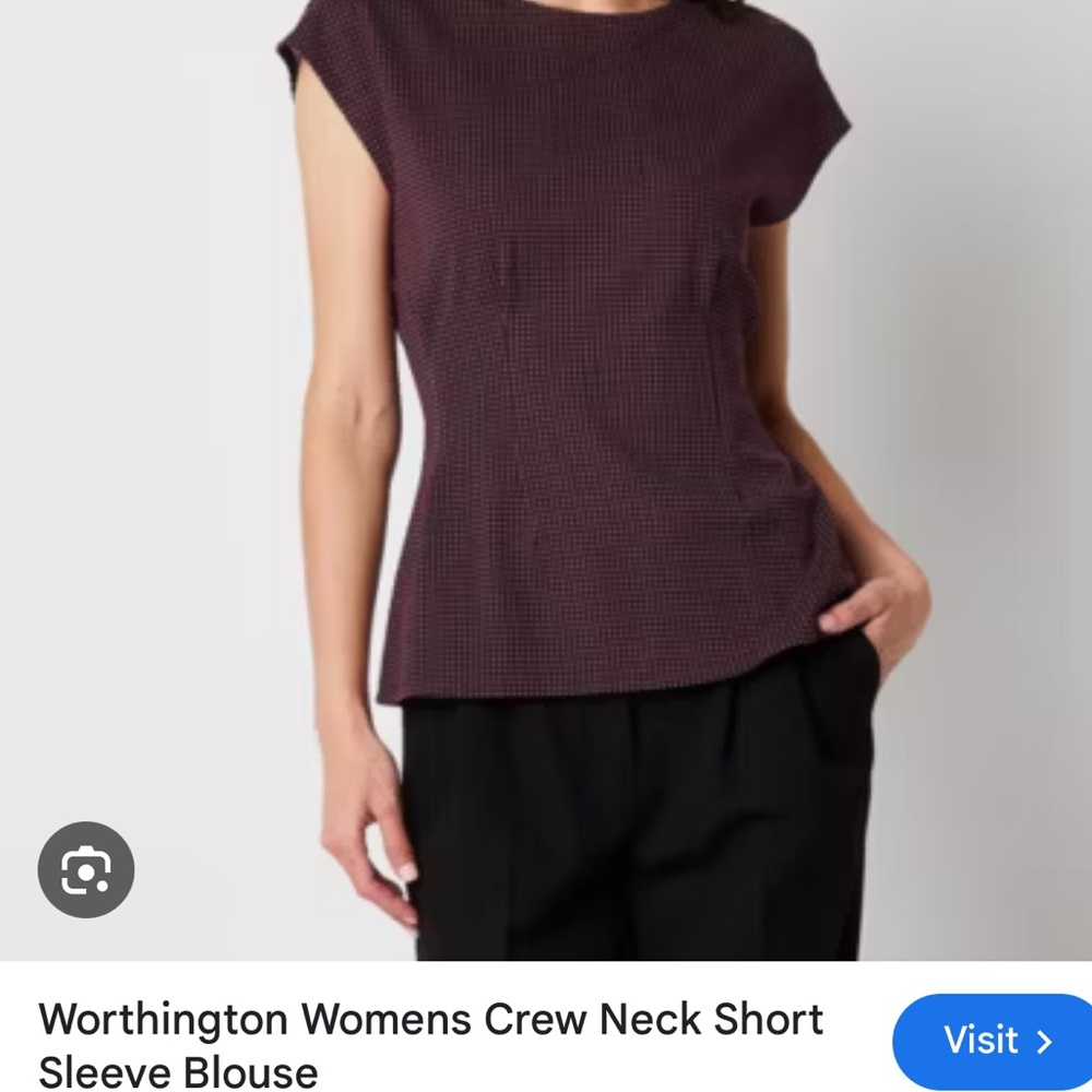 Worthington crew neck short sleeve tiny geo print blouse